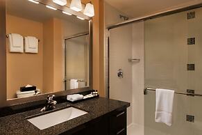 Executive - The Inn at Whistler Village