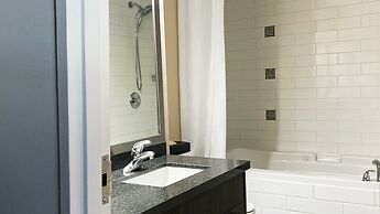 Executive - The Inn at Whistler Village