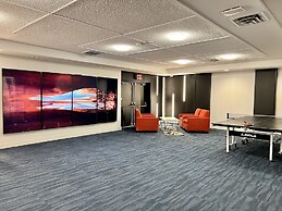 The Vic, Ascend Hotel Collection