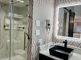 The Vic, Ascend Hotel Collection