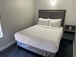 The Vic, Ascend Hotel Collection