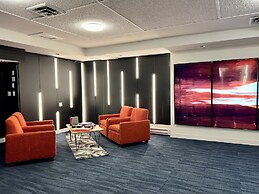 The Vic, Ascend Hotel Collection