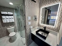 The Vic, Ascend Hotel Collection