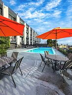 The Vic, an Ascend Collection Hotel