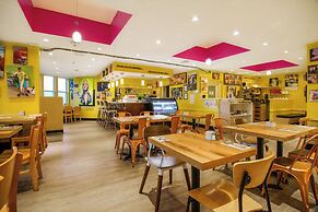 The Vic, an Ascend Collection Hotel