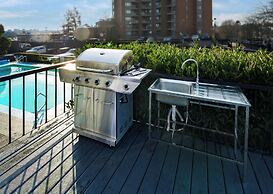 The Vic, an Ascend Collection Hotel