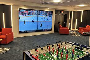 The Vic, Ascend Hotel Collection