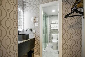 The Vic, an Ascend Collection Hotel