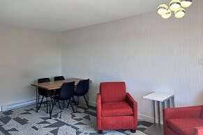 The Vic, Ascend Hotel Collection