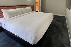 The Vic, Ascend Hotel Collection