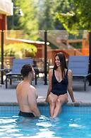 Whistler Village Inn And Suites