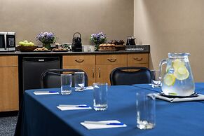 Whistler Village Inn And Suites