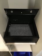 Whistler Village Inn And Suites