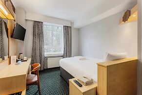 Tavistock Hotel
