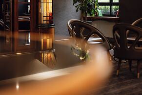 Tavistock Hotel