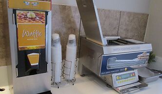 Quality Inn & Suites Kissimmee by The Lake