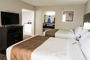Quality Inn & Suites Kissimmee by The Lake