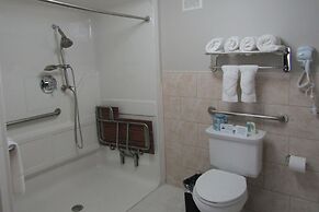 Quality Inn & Suites Kissimmee by The Lake