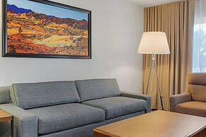 Desert Rose Resort