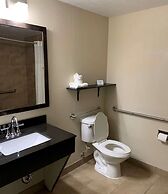 Best Western Airport Inn & Suites Cleveland
