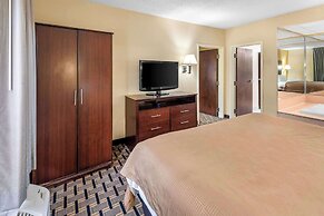 Clarion Inn & Suites Northwest