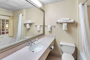 Clarion Inn & Suites Northwest