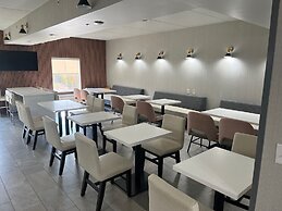 Wingate by Wyndham Clearfield
