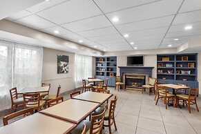 Country Inn & Suites by Radisson, Beckley, WV