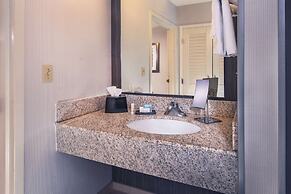 Comfort Inn & Suites Bethlehem Lehigh Valley Airport