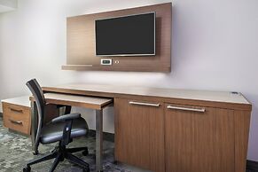 Courtyard by Marriott Lafayette Airport