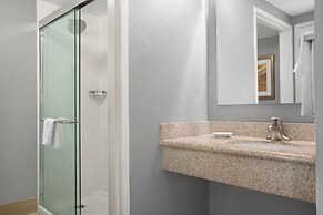 Courtyard by Marriott Lafayette Airport