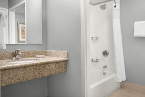 Courtyard by Marriott Lafayette Airport