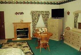 Townhouse Inn & Suites