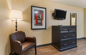 Extended Stay America Select Suites St Louis Earth City