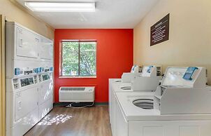 Extended Stay America Select Suites St Louis Earth City