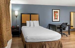Extended Stay America Select Suites St Louis Earth City