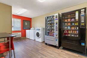 Extended Stay America Suites Tulsa Midtown