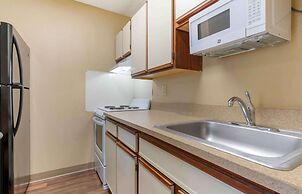 Extended Stay America Suites Tulsa Midtown