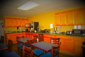 Howard Johnson by Wyndham Gillette