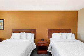 Howard Johnson by Wyndham Gillette