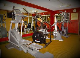 Howard Johnson by Wyndham Gillette