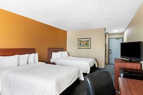 Howard Johnson by Wyndham Gillette