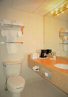 Howard Johnson by Wyndham Gillette