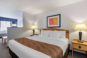 Quality Inn & Suites Denver Airport - Gateway Park