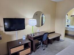 Super 8 by Wyndham Weslaco
