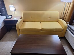 Super 8 by Wyndham Weslaco