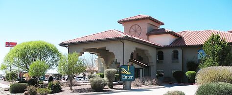 Quality Inn & Suites Gallup I-40 Exit 20