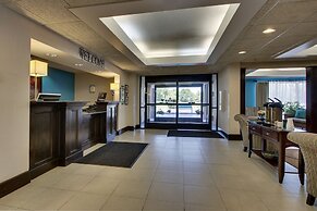 Greenfield Inn & Suites Owensboro, KY Airport