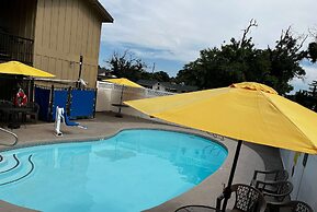 Super 8 by Wyndham Red Bluff