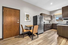 Best Western Sawtooth Inn & Suites